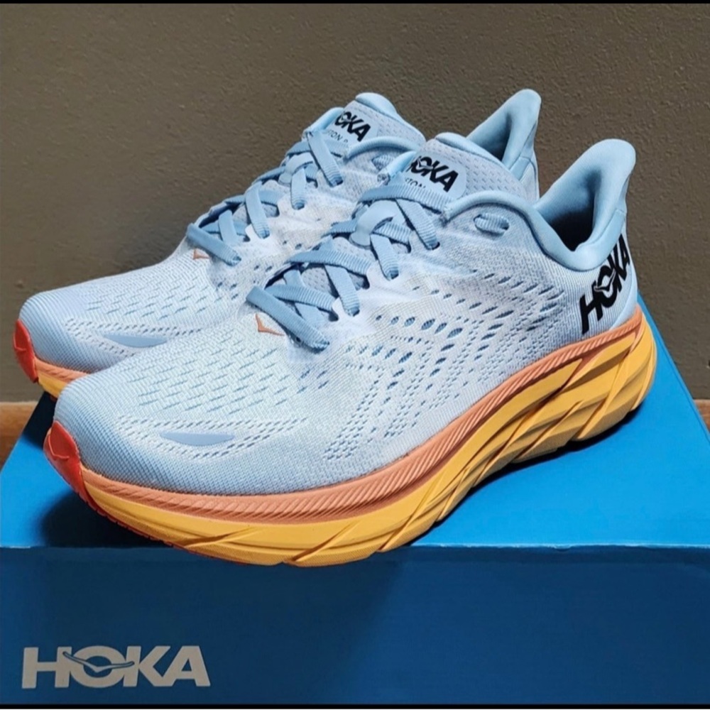 HOKA Clifton 8, Women’s 8 Wide